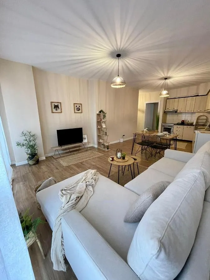 Mh Apartment, Free Parking, Flexible Check In تيرانا